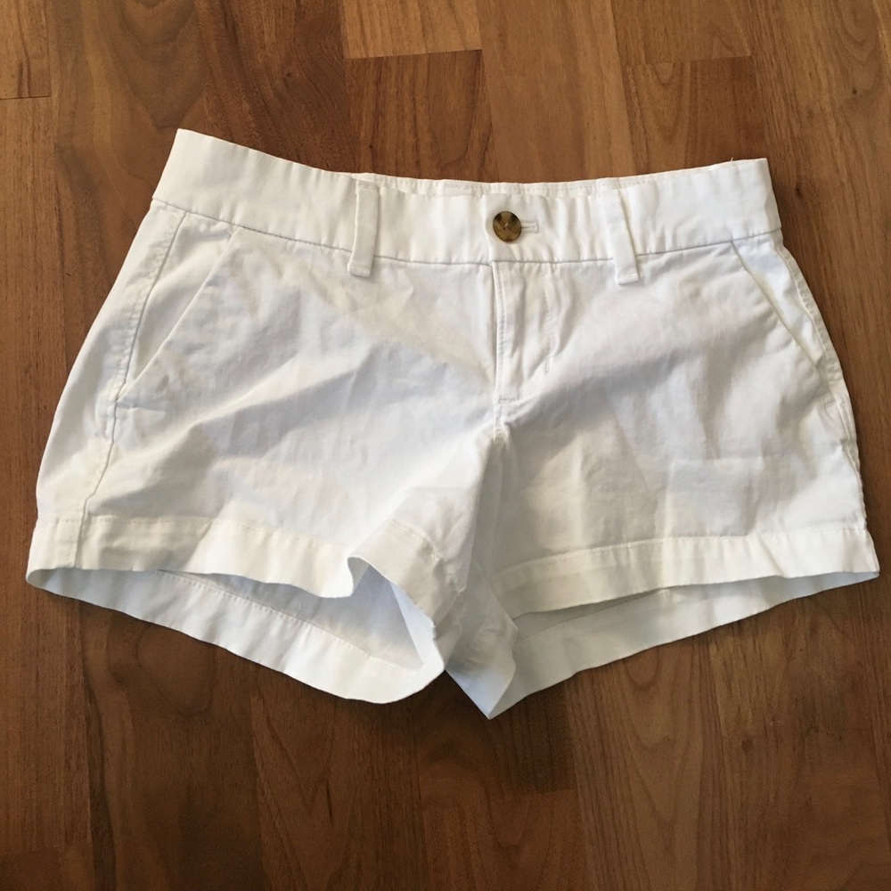 Old Navy White shorts